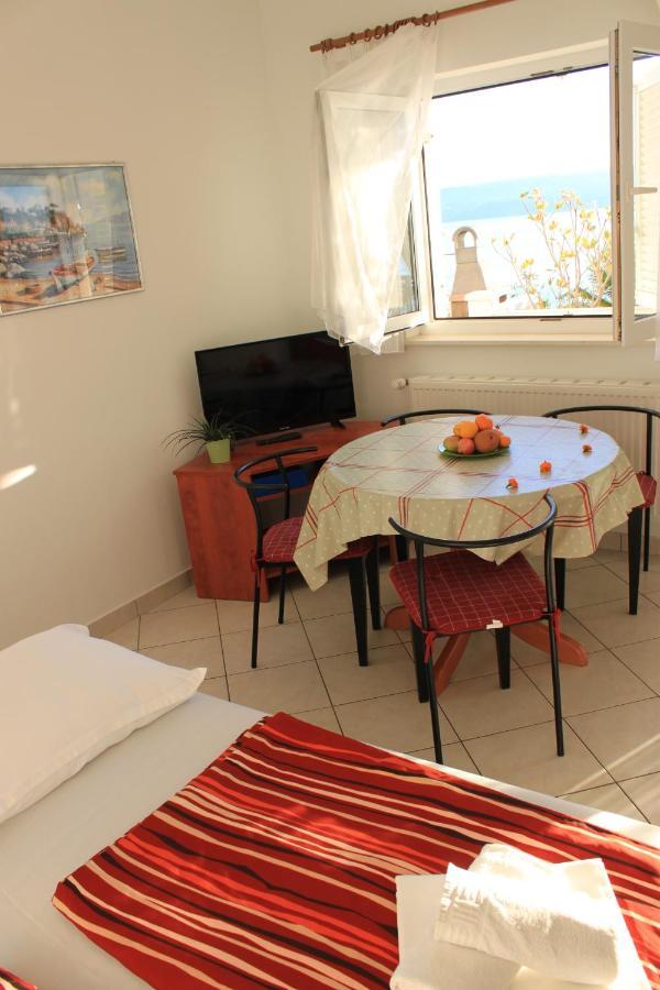 Pile Apartments 5 Омиш Экстерьер фото